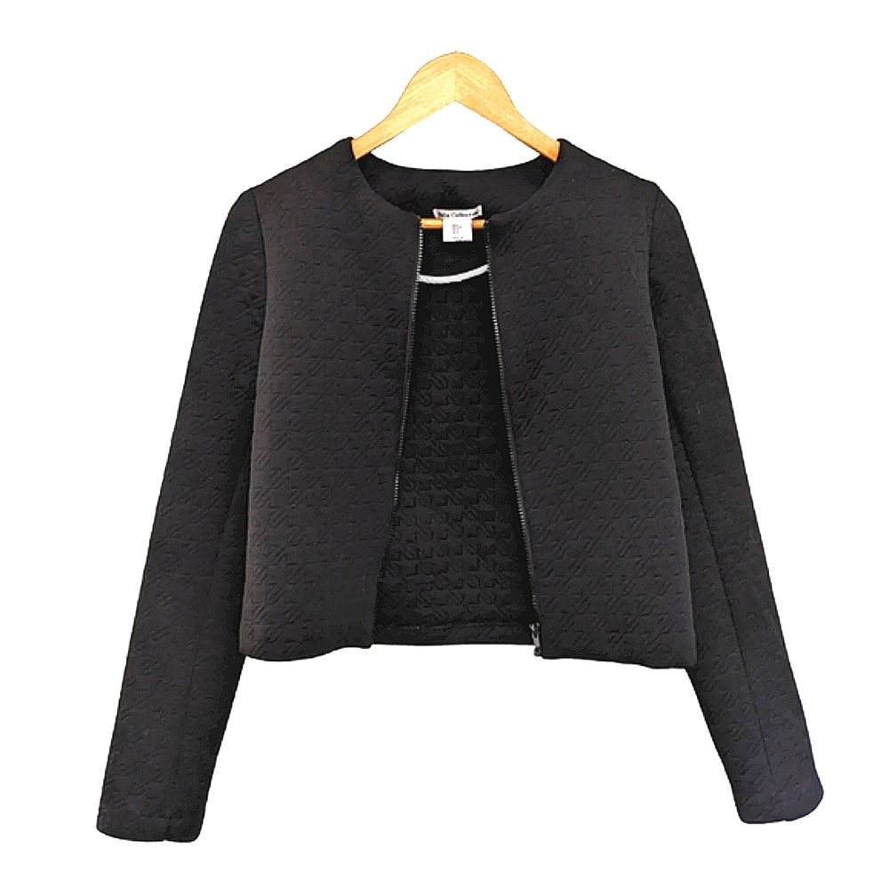 🎁$5 or free with bundle🎁 Quilted zip jacket blazer